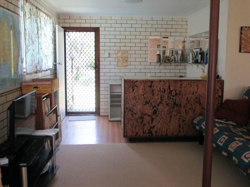 71 Mackerel Street, Woodgate QLD 4660