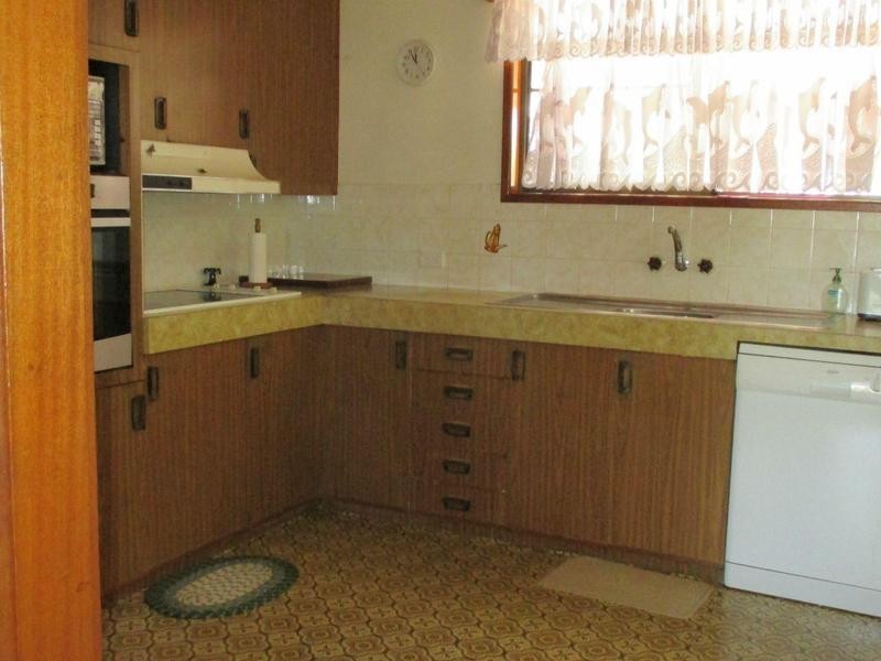 71 Mackerel Street, Woodgate QLD 4660