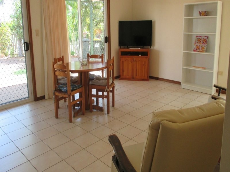 Unit 3/19-21 Pepperina Court, Woodgate QLD 4660