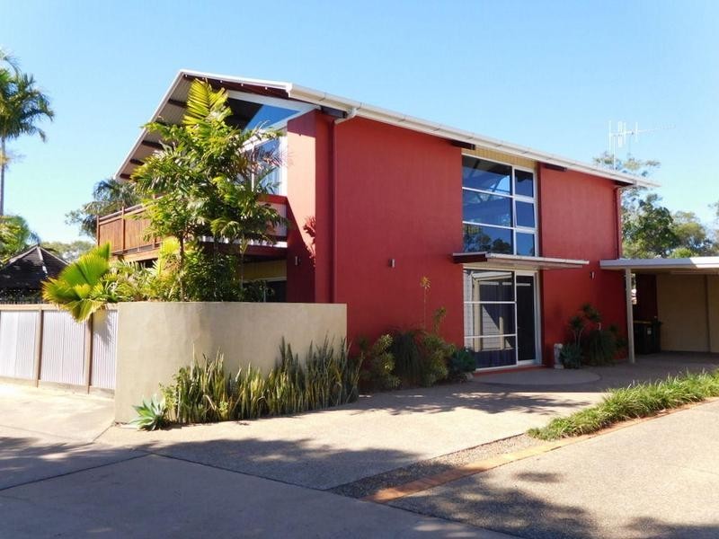 Unit 8/19 Pepperina Court, Woodgate QLD 4660