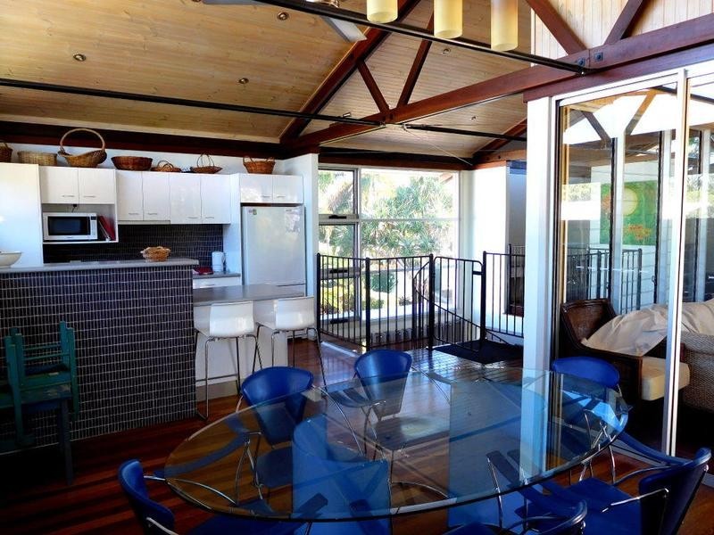 Unit 8/19 Pepperina Court, Woodgate QLD 4660