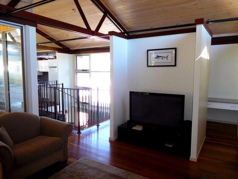 Unit 8/19 Pepperina Court, Woodgate QLD 4660