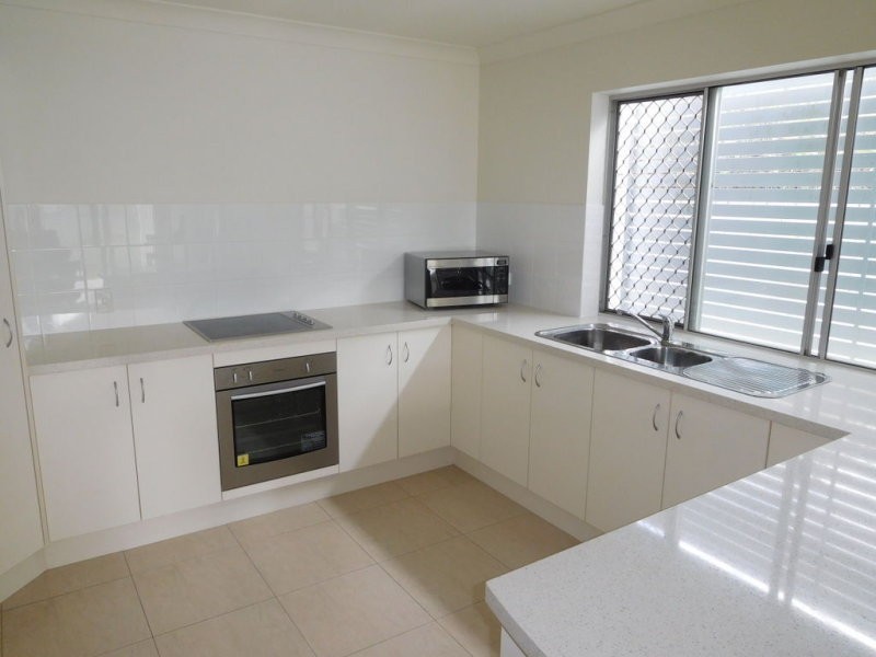 Unit 2/23 Barramundi Drive, Woodgate QLD 4660