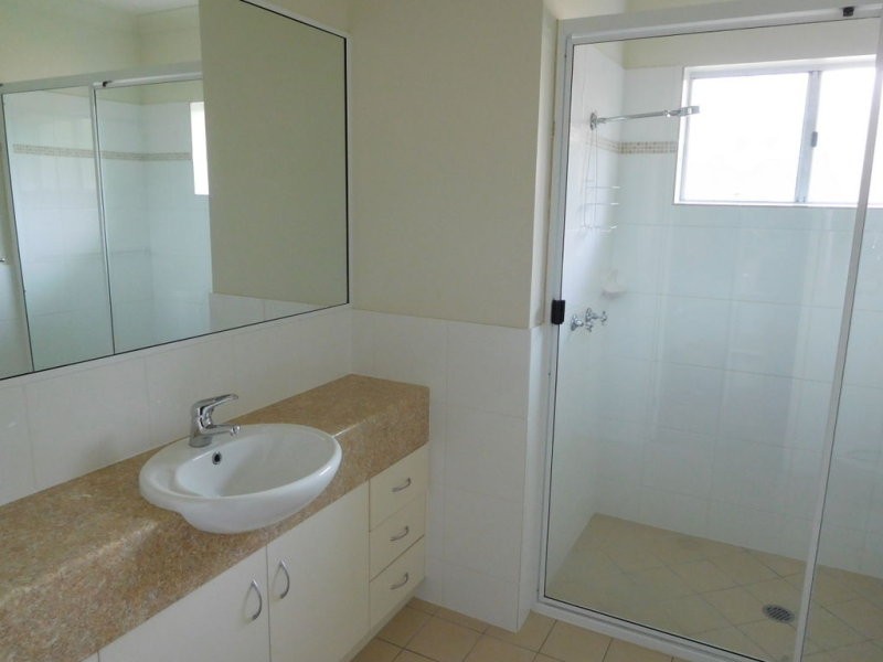 Unit 2/23 Barramundi Drive, Woodgate QLD 4660