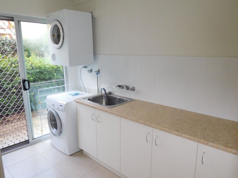 Unit 2/23 Barramundi Drive, Woodgate QLD 4660