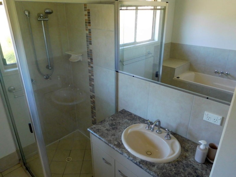 2 Beech Court, Woodgate QLD 4660