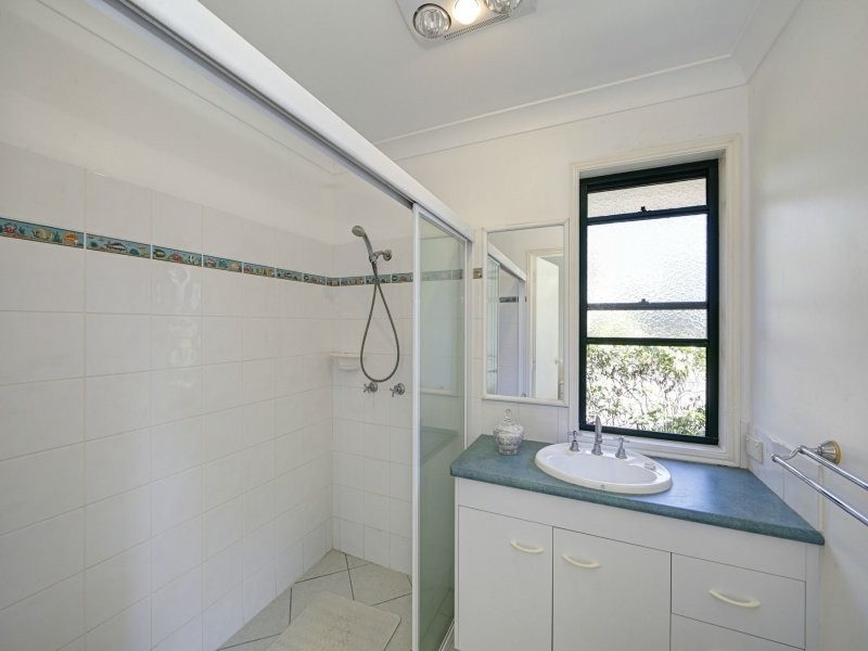 8 Acacia Street, Woodgate QLD 4660