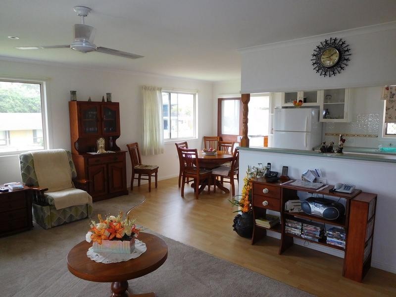 101 Esplanade Street, Woodgate QLD 4660
