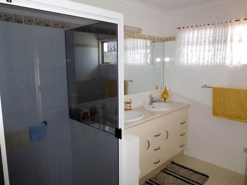 101 Esplanade Street, Woodgate QLD 4660