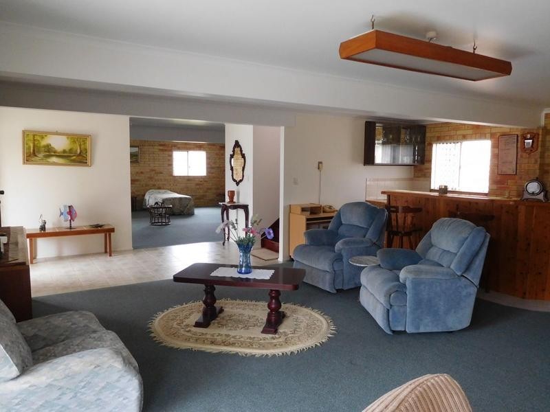 101 Esplanade Street, Woodgate QLD 4660