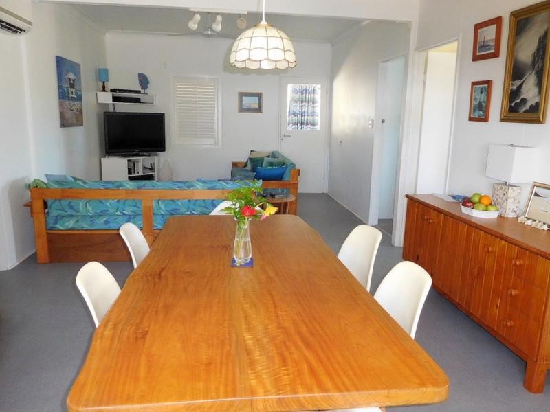 8 Third Avenue, Woodgate QLD 4660