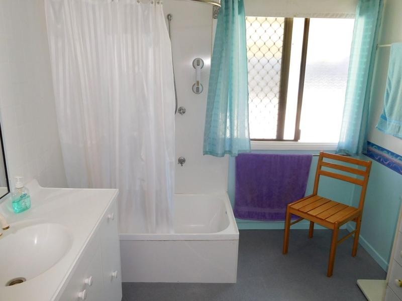 8 Third Avenue, Woodgate QLD 4660