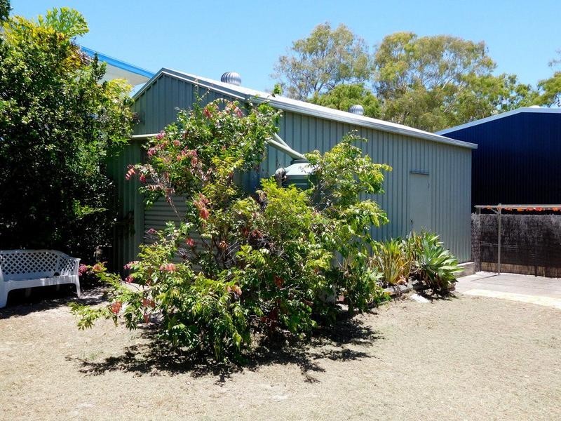 8 Third Avenue, Woodgate QLD 4660