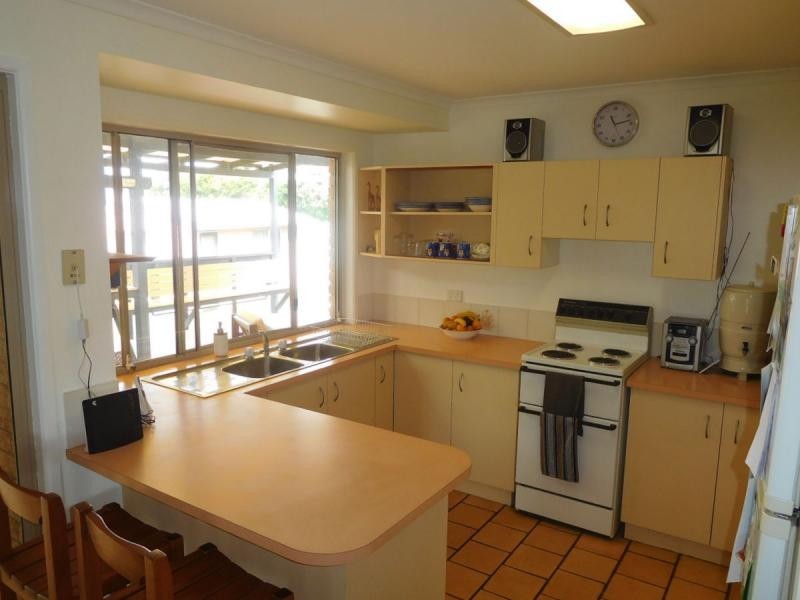4 Lorikeet Avenue, Woodgate QLD 4660
