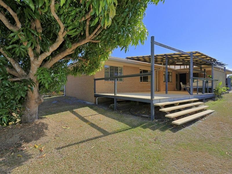 4 Lorikeet Avenue, Woodgate QLD 4660