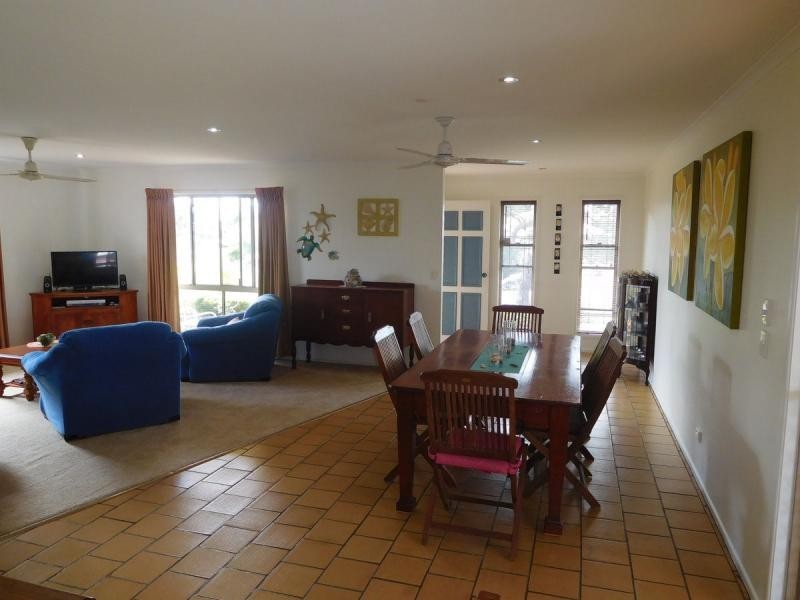 4 Lorikeet Avenue, Woodgate QLD 4660
