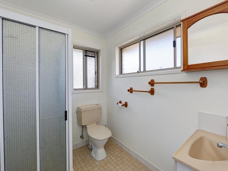 4 Lorikeet Avenue, Woodgate QLD 4660