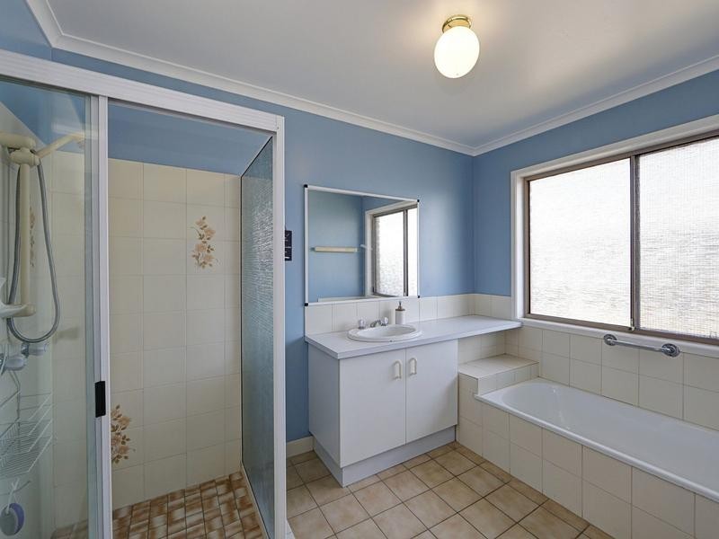 4 Lorikeet Avenue, Woodgate QLD 4660