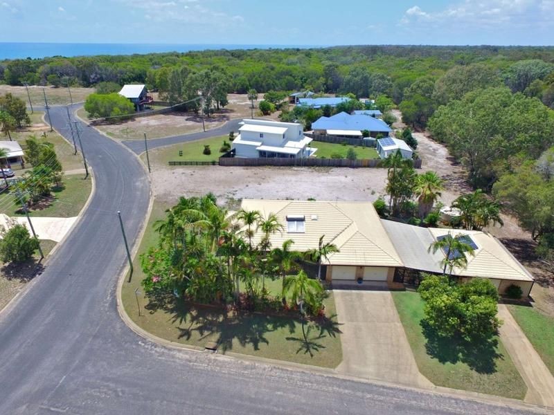35 Mackerel Street, Woodgate QLD 4660