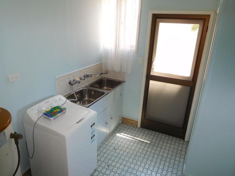 6 Wattle Street, Woodgate QLD 4660