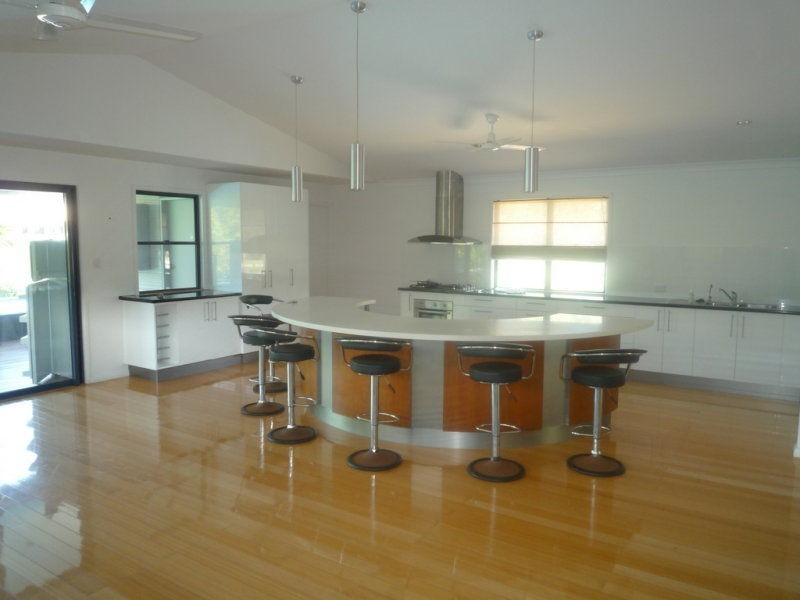 10 Grevillea Court, Woodgate QLD 4660