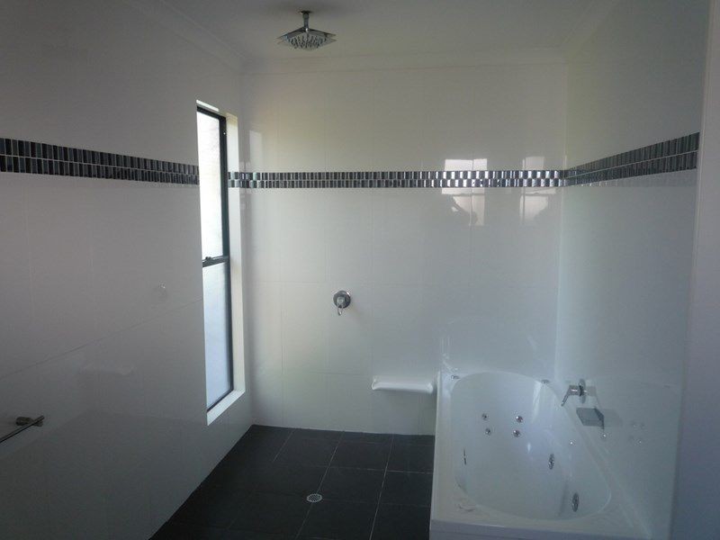 10 Grevillea Court, Woodgate QLD 4660