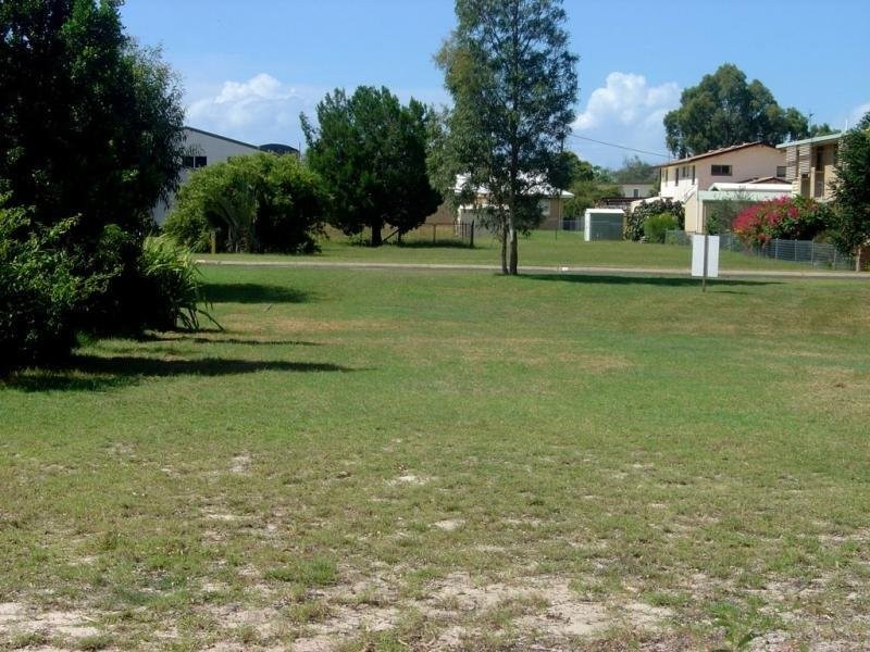 3 Cassia Court, Woodgate QLD 4660