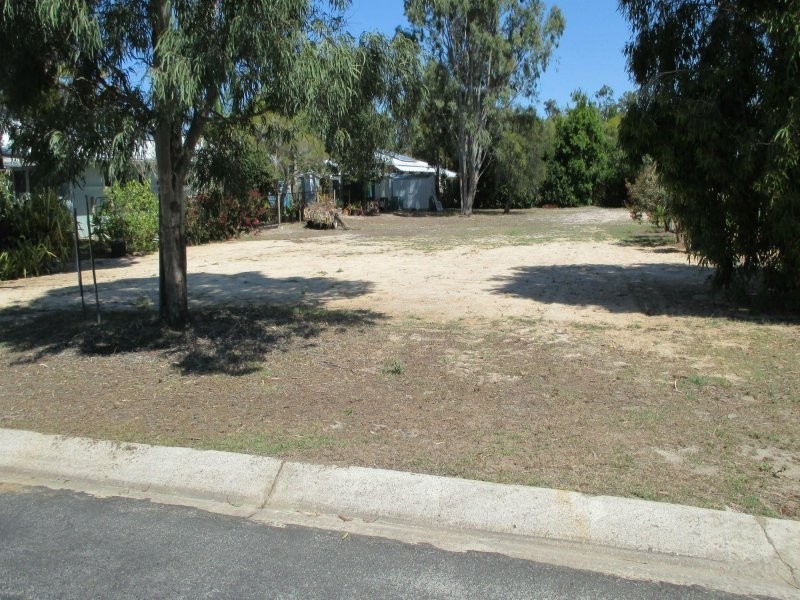 3 Cassia Court, Woodgate QLD 4660