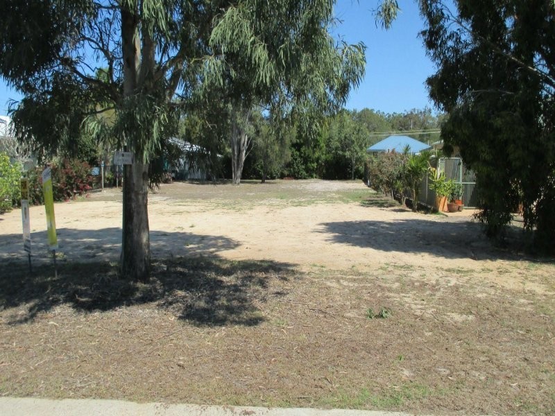 3 Cassia Court, Woodgate QLD 4660