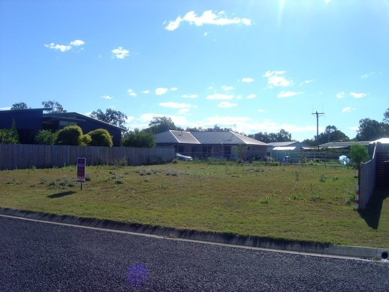3 Wollemi Close, Woodgate QLD 4660