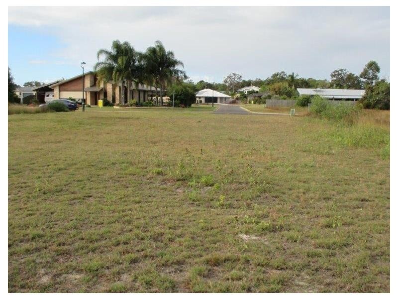 6 Sunset Avenue, Woodgate QLD 4660