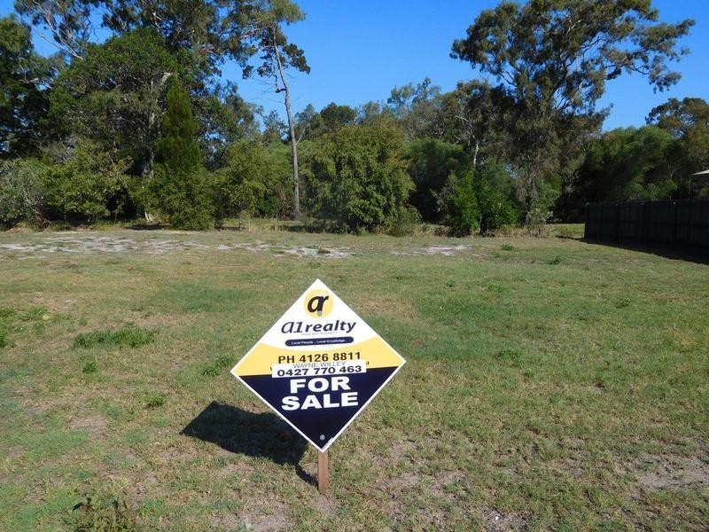 8 Driftwood Place, Woodgate QLD 4660