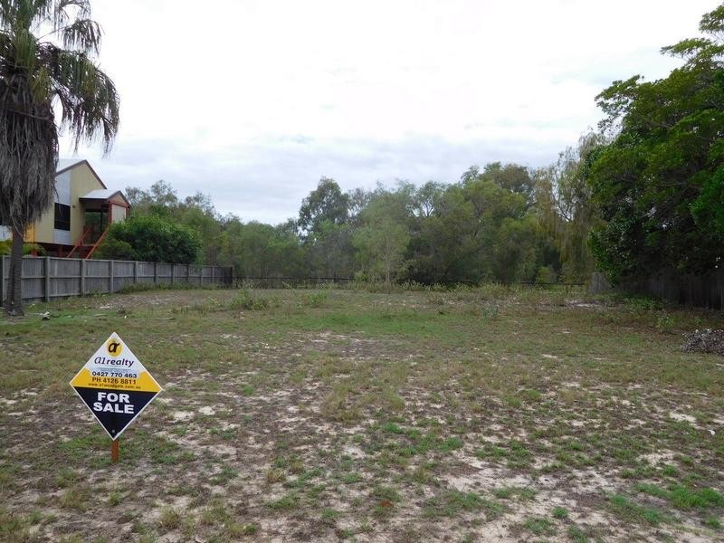 54 Mackerel Street, Woodgate QLD 4660