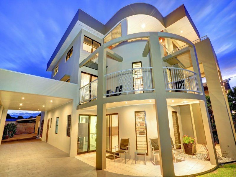 3 Esplanade, Woodgate QLD 4660