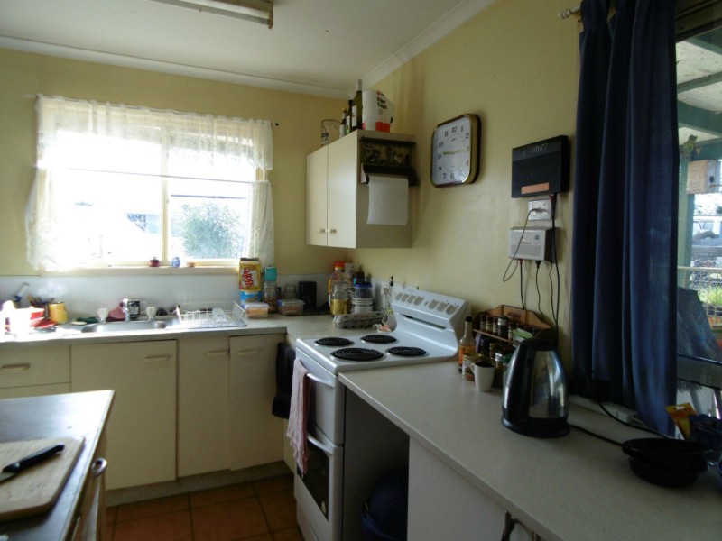 12 Jensen Street, Cordalba QLD 4660