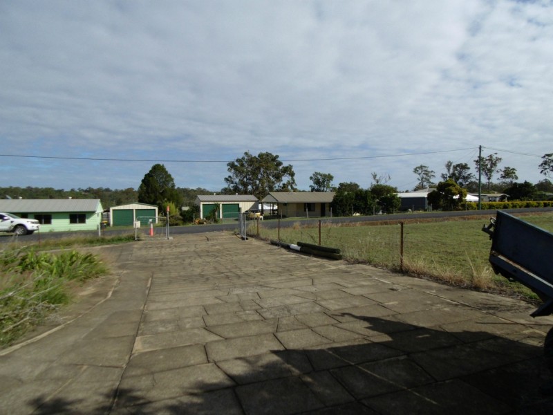 12 Jensen Street, Cordalba QLD 4660