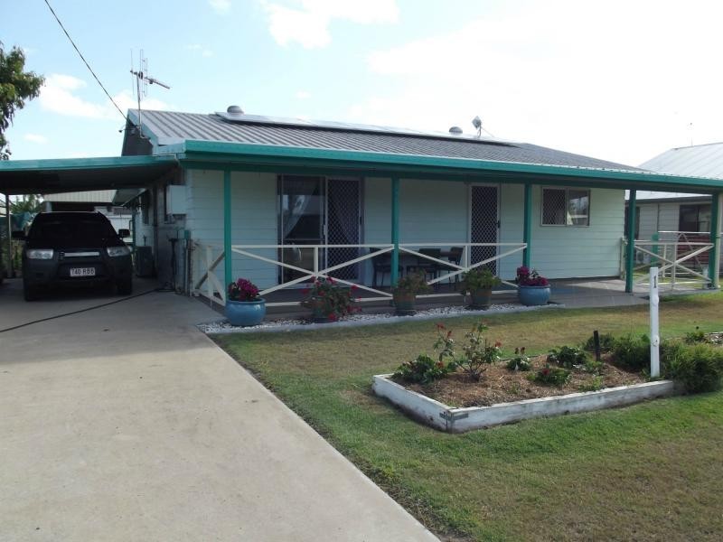 1 Moller Street, Buxton QLD 4660