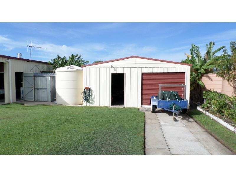 1 Moller Street, Buxton QLD 4660