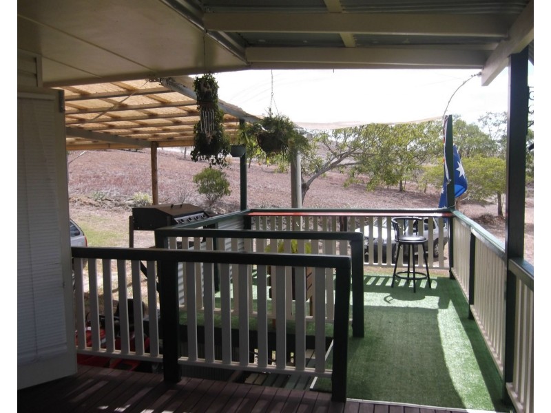 8047 Isis Highway St, Dallarnil QLD 4621