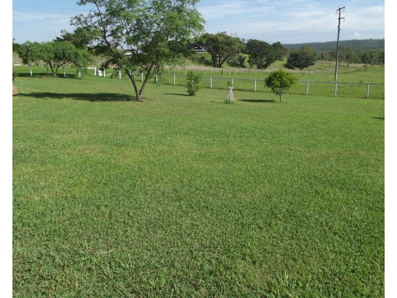 8047 Isis Highway St, Dallarnil QLD 4621