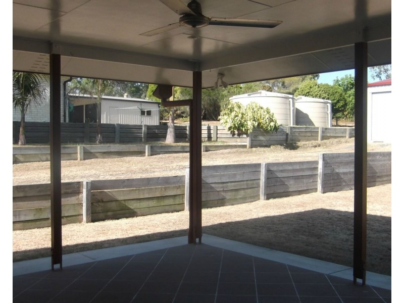 5 Cockatoo Court, Apple Tree Creek QLD 4660