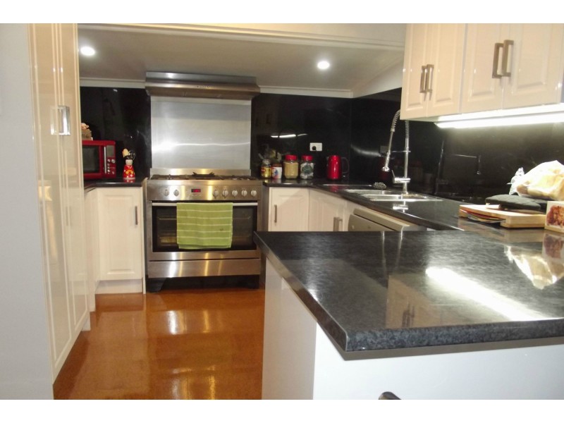 104 Guppys Road, Eureka QLD 4660