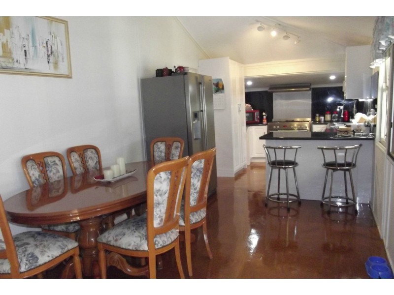 104 Guppys Road, Eureka QLD 4660