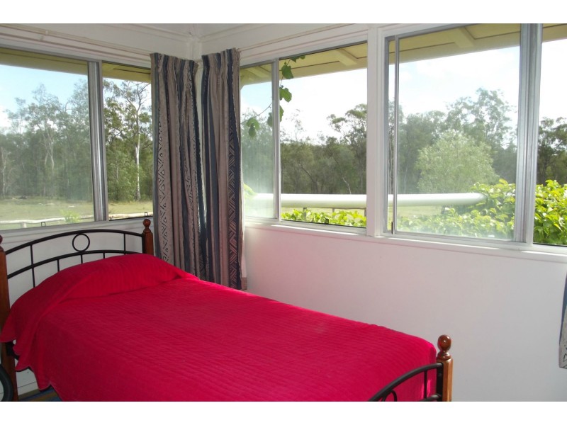 104 Guppys Road, Eureka QLD 4660