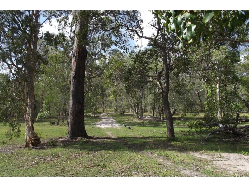 104 Guppys Road, Eureka QLD 4660