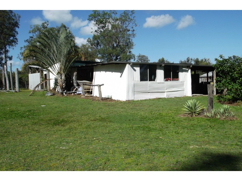104 Guppys Road, Eureka QLD 4660