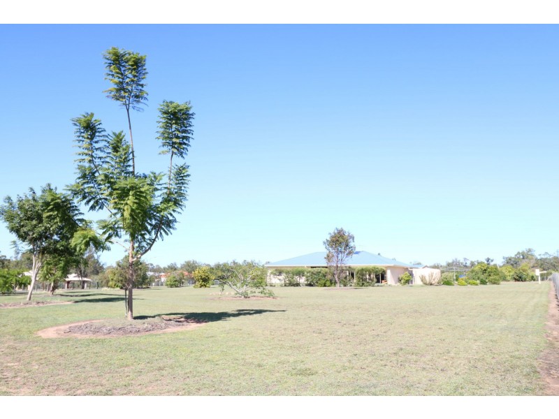 30 Yalla Lane, Redridge QLD 4660