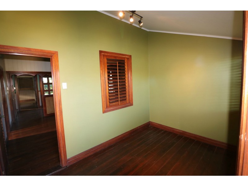 3 Pizzey Street, Childers QLD 4660