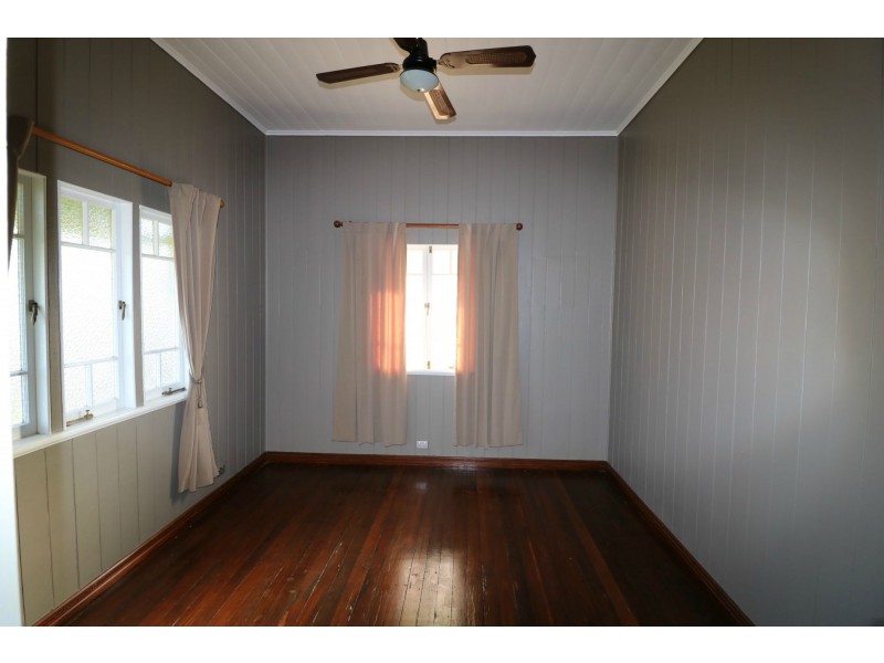 3 Pizzey Street, Childers QLD 4660