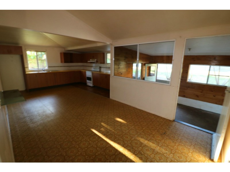 2 Cocking Street, Apple Tree Creek QLD 4660